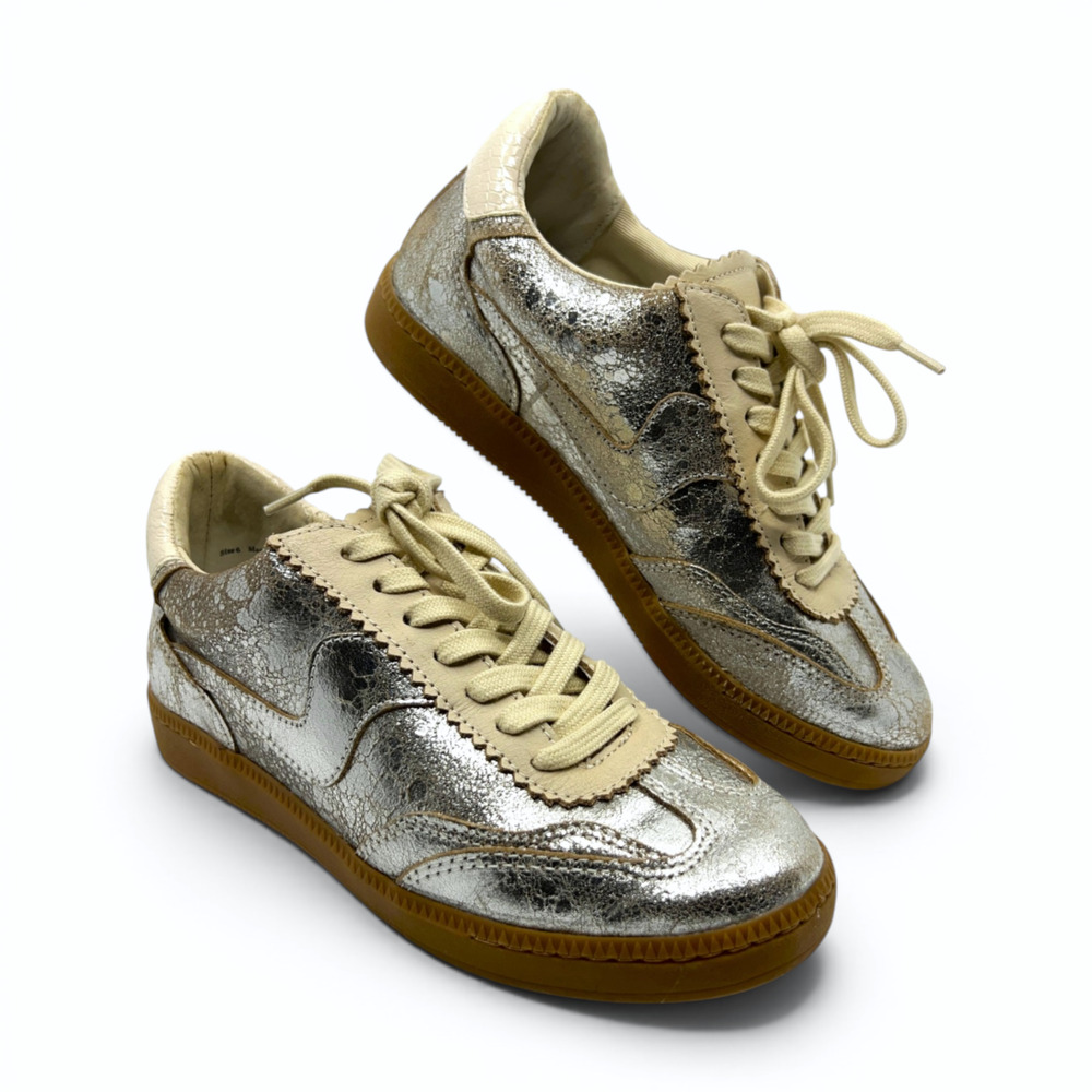 Dolce Vita Notice Women’s 6 Silver Leather Sneakers